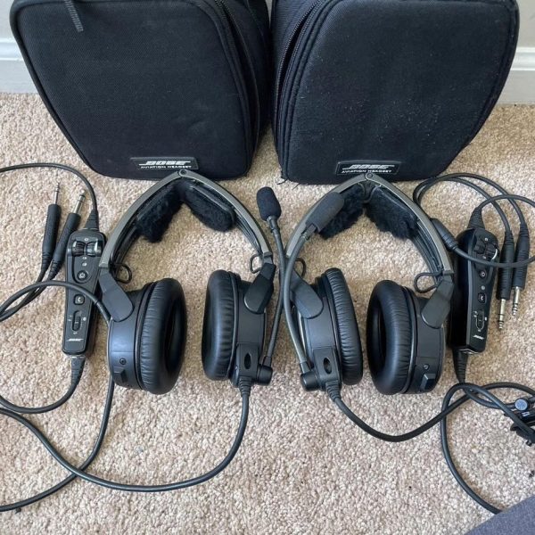 2x Bose A20 ANR Aviation Headset