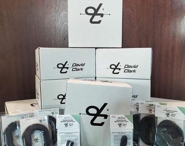 Aviation pilot headset bundle