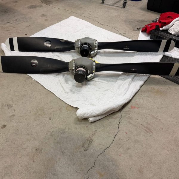 McCauley 2AF36C39 B Propellers
